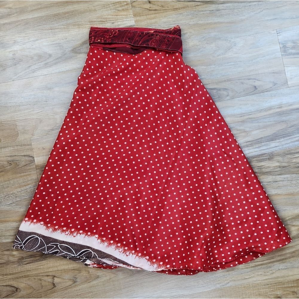 The Magic Wrap Red Print Reversible Convertible D… - image 4